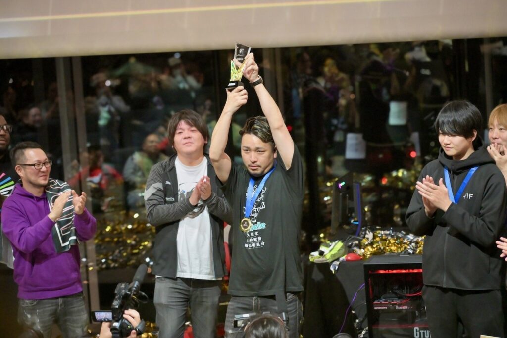 【結果速報 3月1日】『バーチャファイター5 R.E.V.O.』初代チャンピオンはTonchan!「VIRTUA FIGHTER Open Championship GLOBAL FINALS 2025」 【結果速報 3月1日】『バーチャファイター5 R.E.V.O.』初代チャンピオンはTonchan!「VIRTUA FIGHTER Open Championship GLOBAL FINALS 2025」