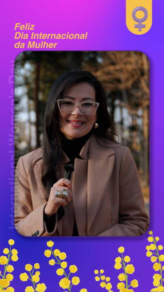 3月の国際女性デーを迎えるにあたり、駐日ブラジル大使館は、動画シリーズ「日本で暮らす彼女たち ― さまざまな声、ひとつのアイデンティティ：ブラジル人女性」をお届けいたします。 本シリーズでは、ブラジル人女性の皆さまに敬意を表するとともに、彼女たちがより広い異文化間対話の促進と両国社会の相互理解の深化にどのように貢献しているかをご紹介します。 また本プロジェクトは、彼女たち一人ひとりの物語や歩みに光を当て、日本に根ざすブラジル人コミュニティについて、より多様で人間味あふれる姿を発信することを目的としています。 本日ご紹介するのは、エリカ・オカザキさん@erikaokazakiです。
エリカさん、ご登場いただき、ありがとうございました。 #国際女性デー #ブラジル人女性 #在日ブラジル人 #日伯関係 .
Por ocasião do mês em que se celebra o dia internacional da mulher (março), a Embaixada do Brasil no Japão promove a série de vídeos intitulada "Elas no Japão- muitas vozes, uma identidade: mulheres brasileiras". Prestamos homenagem às mulheres brasileiras e compartilhamos como elas vem colaborando para diálogo intercultural mais amplo e entendimento mútuo entre as sociedades. O projeto visa ainda a dar visibilidade a suas histórias e trajetórias e, assim, contribuir para a construção de narrativa mais plural e humana da comunidade brasileira radicada aqui no Japão. Agradecemos à nossa querida Erika Okazaki @erikaokazaki, homenageada de hoje. #diainternacionaldamulher | 駐日ブラジル大使館