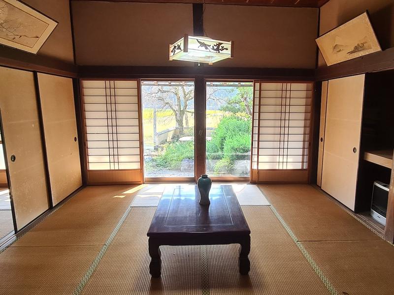 6757f3b052dd0818d1a62549