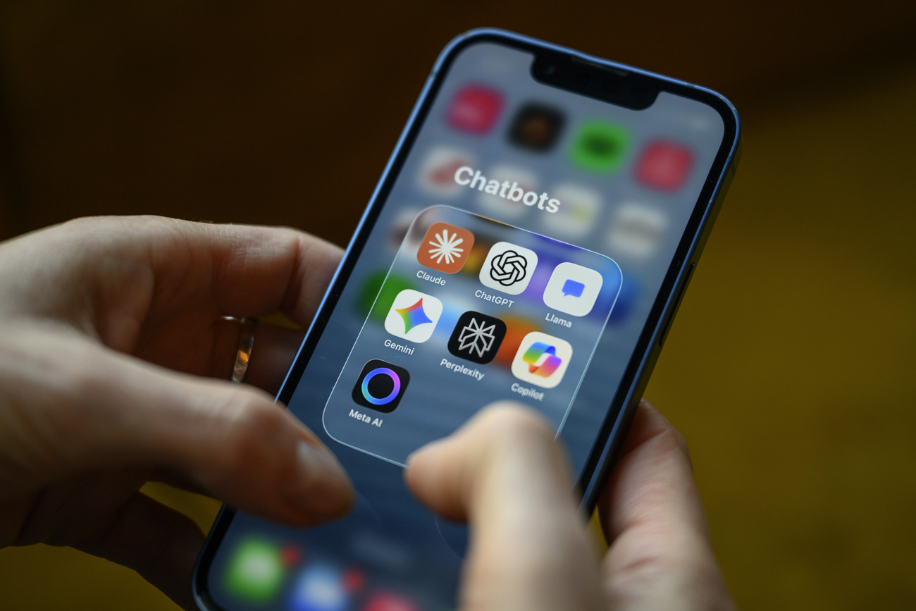 アプリが並んだスマホ画面