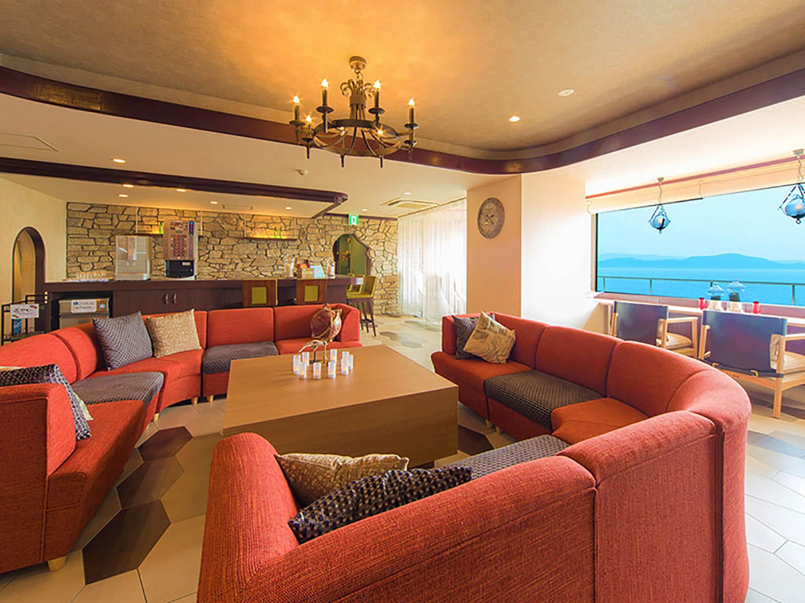 和歌の浦温泉 萬波 MANPA RESORT