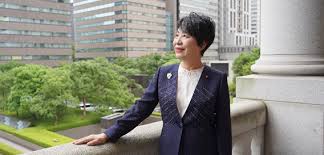 上川陽子前法務大臣インタビュー ～法務省に対する熱いメッセージ～ | 【ほうむSHOW】法務省の魅力をソフトに発信！