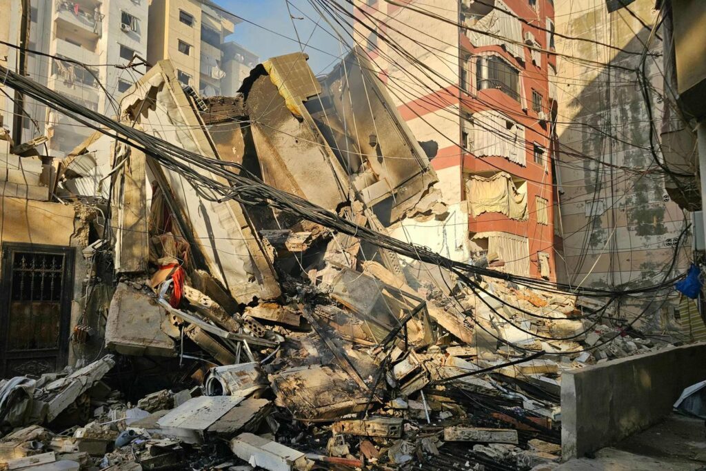 イラン、世界経済を「破壊」する長期戦争の用意があると表明