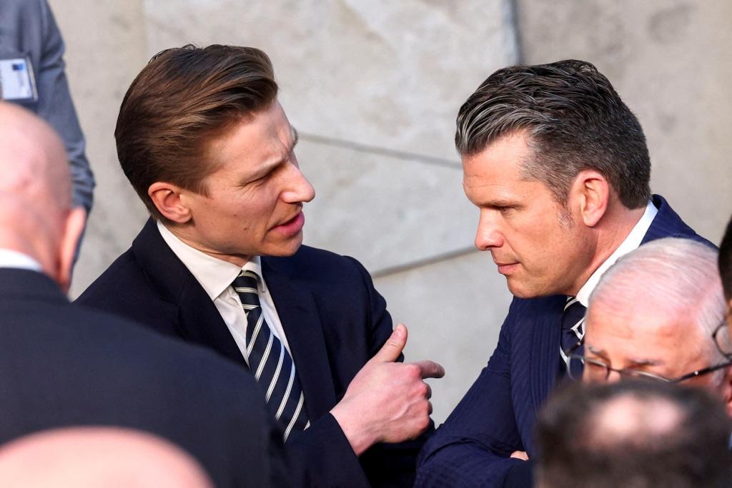 非核政策のフィンランドが「核兵器持ち込み」容認の法改正へ、日本の非核三原則の見直しも不可避か ― 米国の「核の傘」の信頼性低下とNATOの新たな核抑止の取り組み