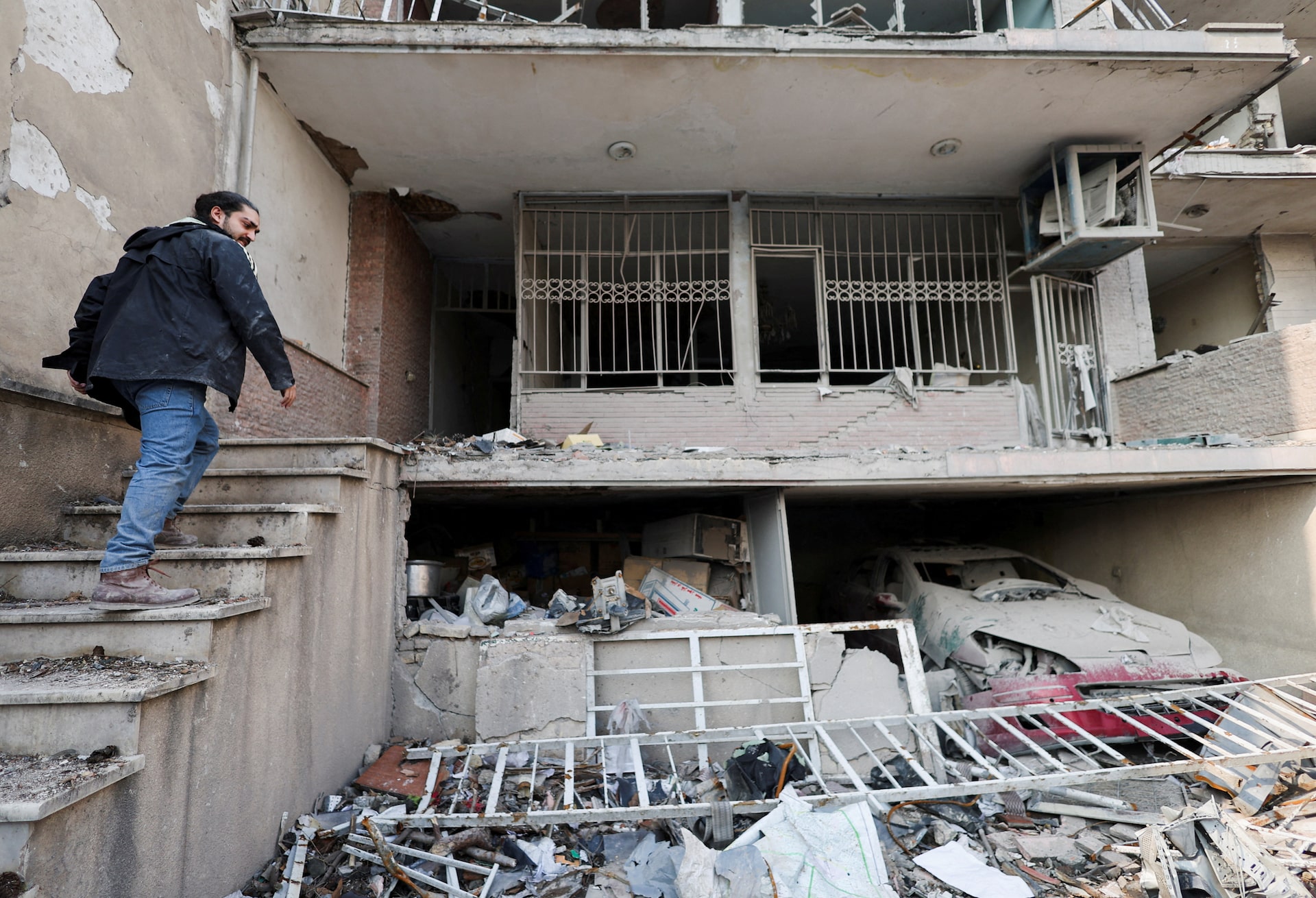 イランとの予備的協議は「非常に良好」、イラン側も和解望む=トランプ氏