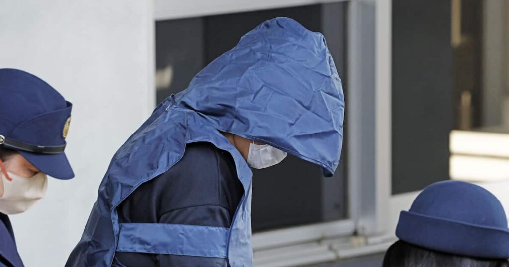 新名神6人死亡事故、大型トラックの運転手の女を送検 勤務会社の家宅捜索も 三重県警 – 産経ニュース 新名神6人死亡事故、大型トラックの運転手の女を送検 勤務会社の家宅捜索も 三重県警 - 産経ニュース