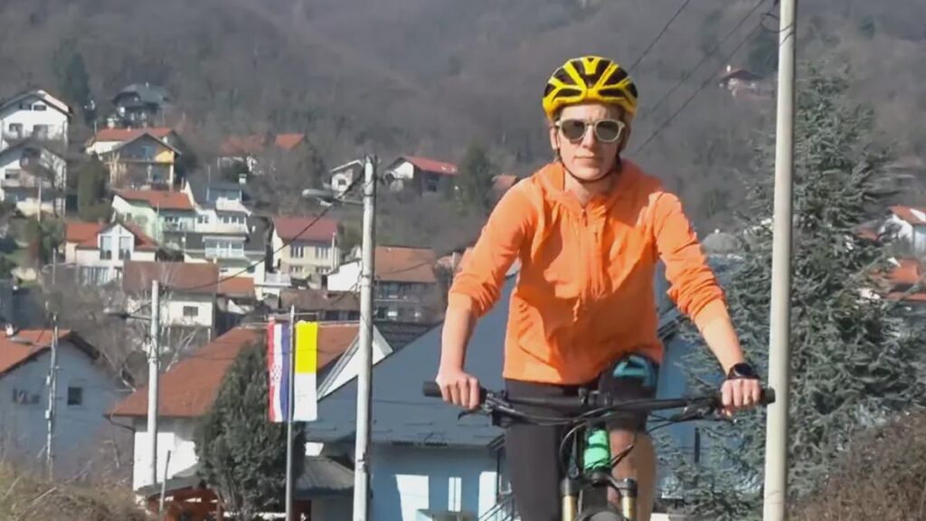 マヤ・ボナチッチは女性初のエベレストマン完走を目指す