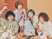 Czecho No Republic。左から2番目が武井優心（Vo, G）。
