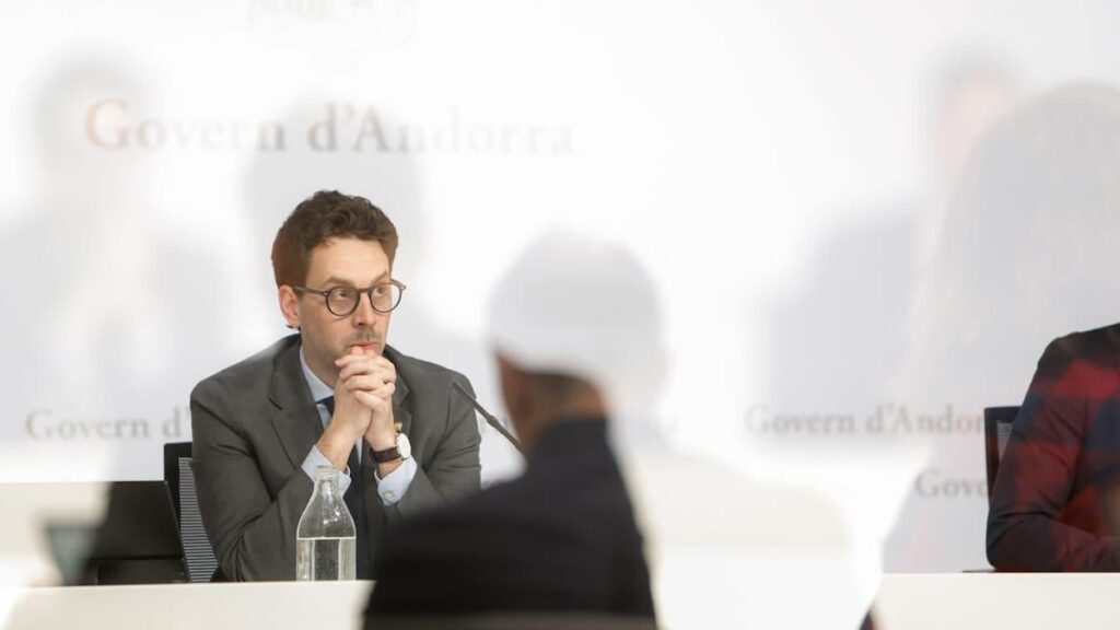 1年間客が来ない観光地は評価が下がる