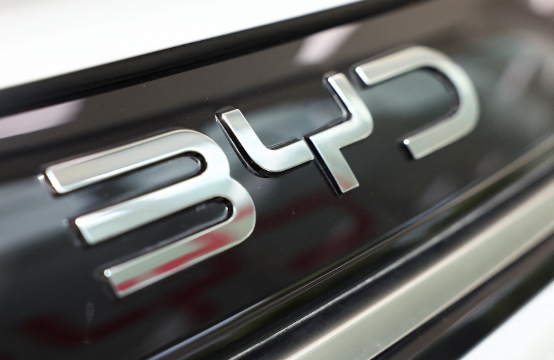 中国ＢＹＤ、数分で充電可能な高級ＥＶ発売へ　欧州で来月に