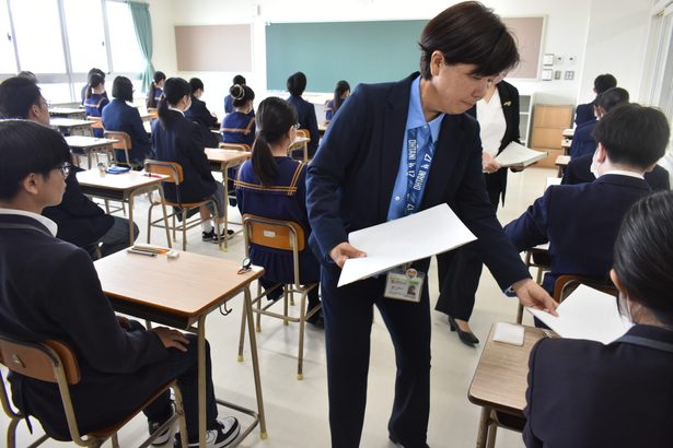 沖縄の県立高校入試、初日が終了 目立ったトラブルなく