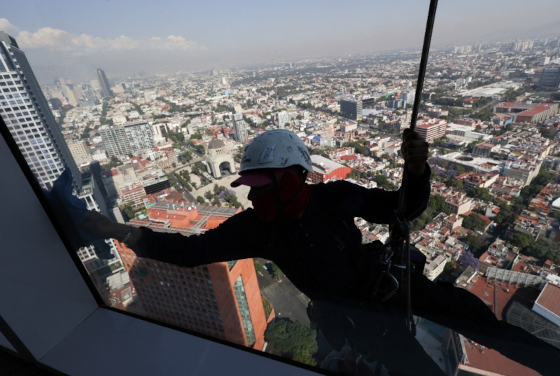 メキシコＣＰＩ、3月前半は24年末以来の高水準　金利据え置きの見方