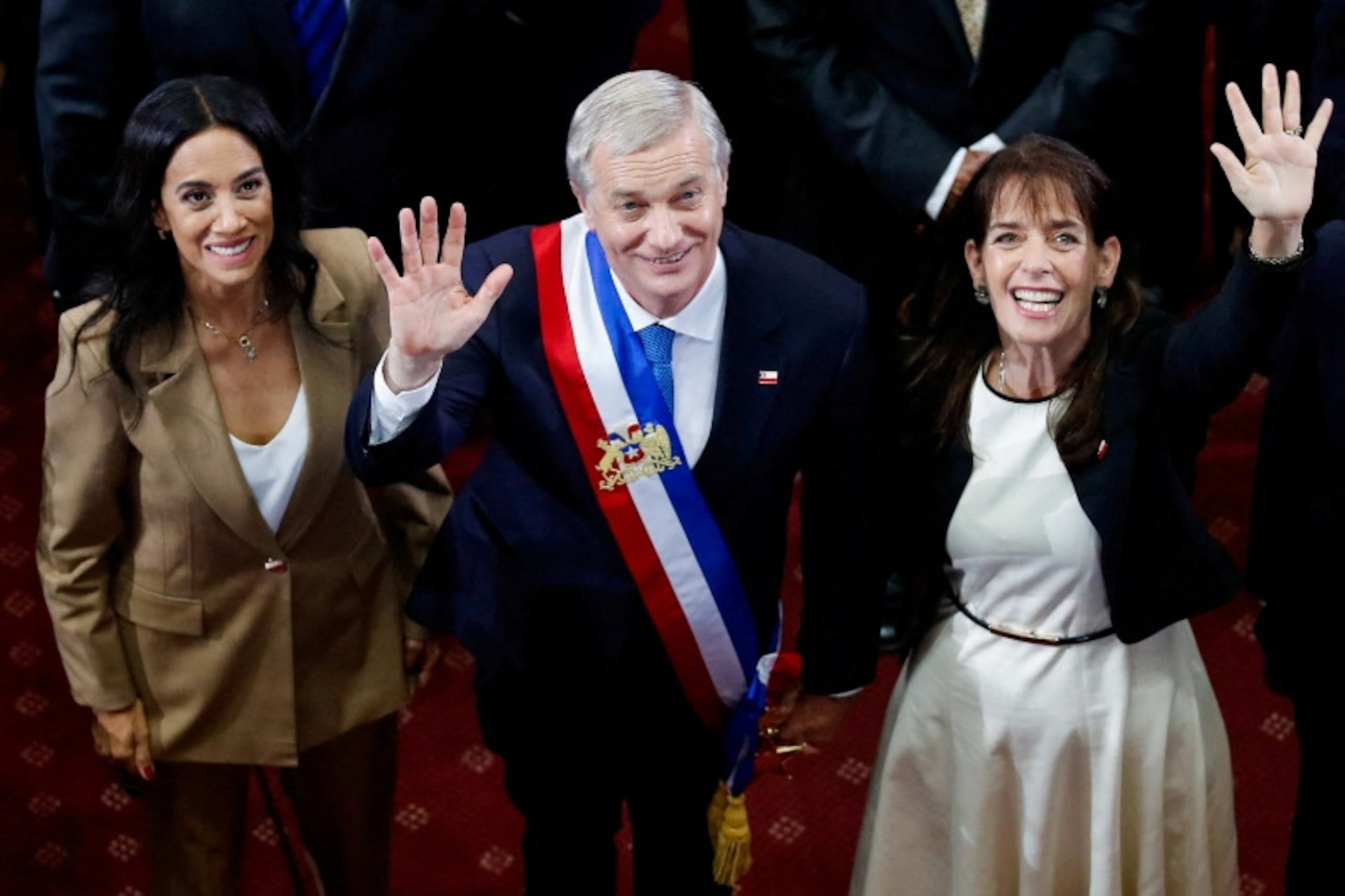 チリのカスト大統領就任、数十年間で最も右寄りの政権発足