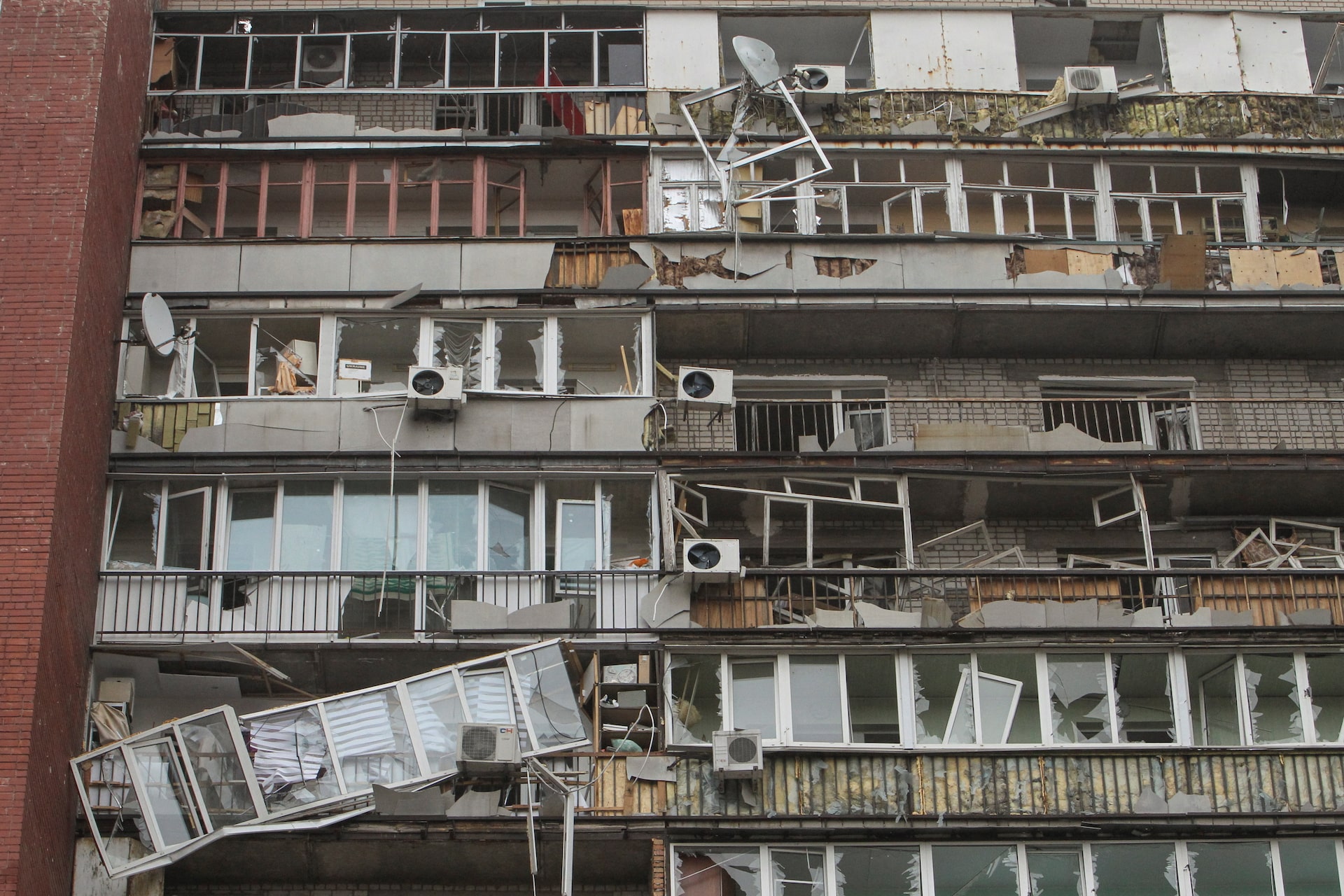 ロシア、ウクライナに400機超のドローン発射　リビウ世界遺産に攻撃か