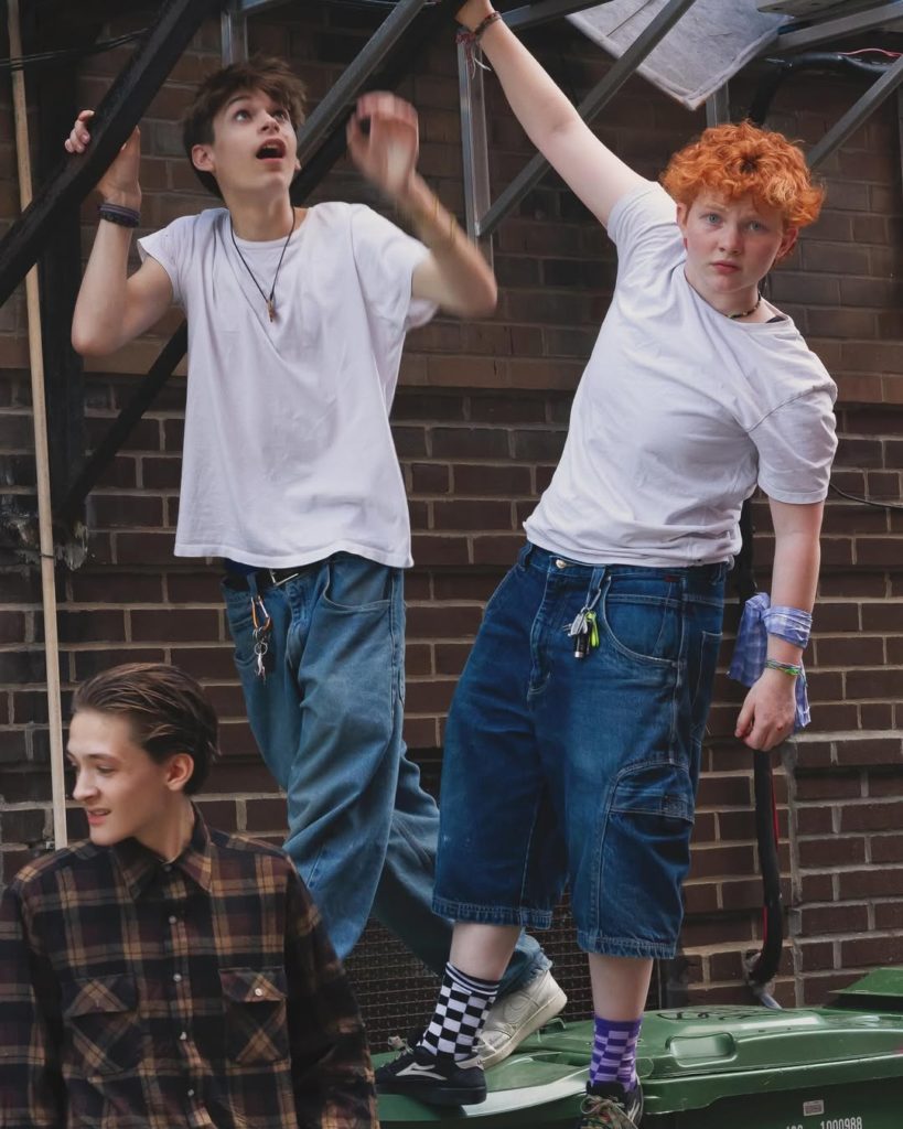 カナダ発！平均年齢16歳のパンク・トリオ"General Chaos"、ニューシングル「Busted」＆ミュージックビデオ公開 | PUNKLOID