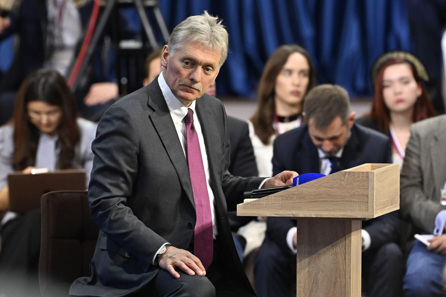 ロシアとトランプ大統領、和平交渉停滞の責任はゼレンスキー氏にあるとの共通点を見出す