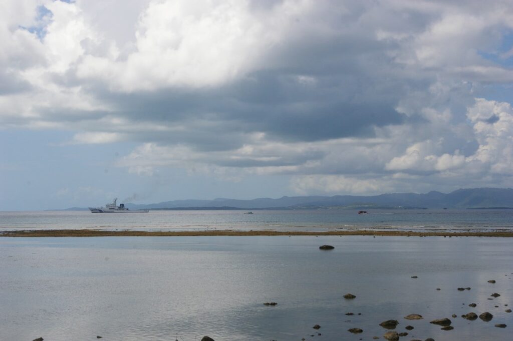 IMGP3191 Okinawa John Carroll Ishigaki shore view