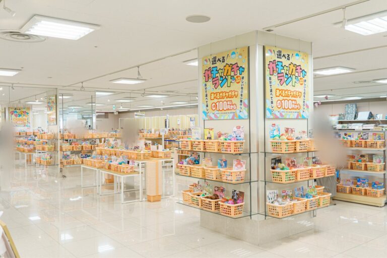 【九州初】欲しいガチャが選べる！トキハ別府店に『ガチャガチャランド』がオープン！│LOG OITA