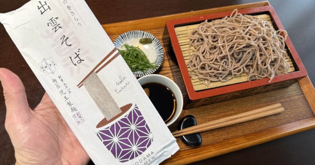 さすがは島根、玄関口からして蕎麦レベル高い【家そば放浪記】第291束：出雲空港ショップで買った、児玉製麺『蕎麦の香さらり 出雲そば 薫』435円（1人前218円） | ロケットニュース24