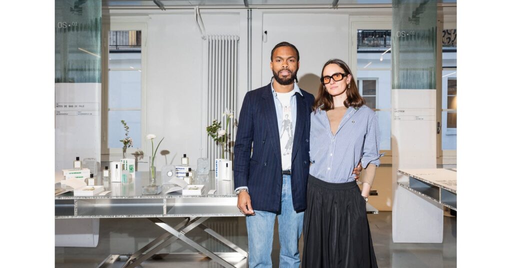 法律からフレグランスの世界へ　フランス発「ノート ドゥ バ ドゥ パージュ」の物語