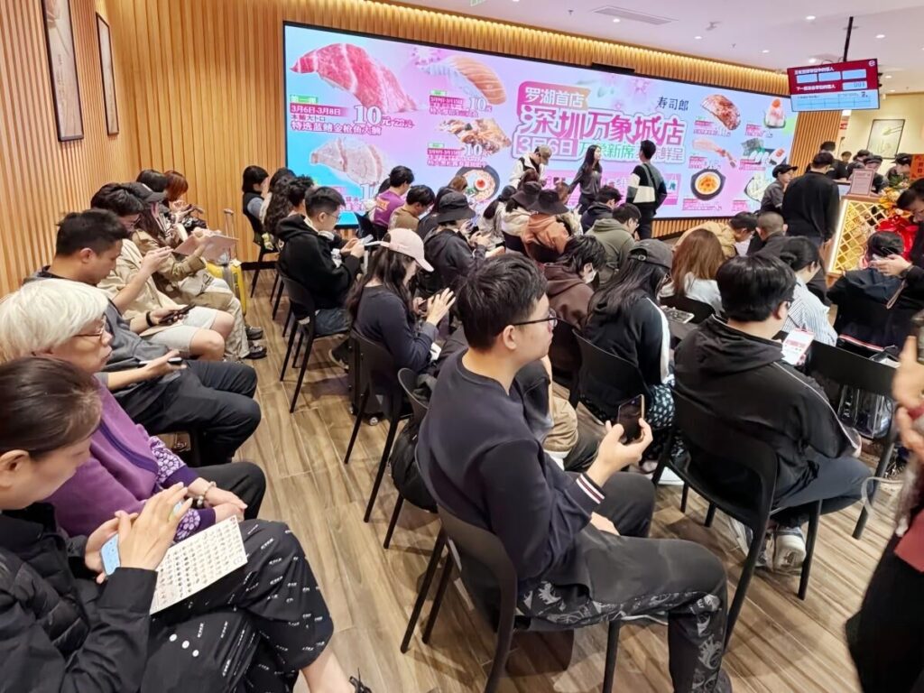 中国で「スシロー」人気止まらず、5時間待ち、整理券の転売も―香港メディア