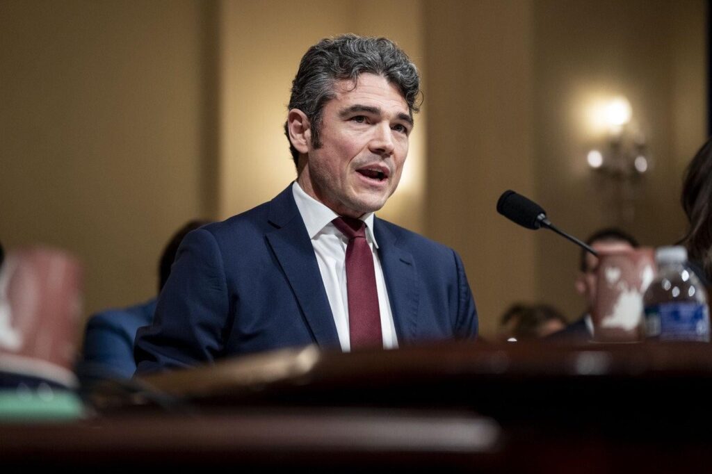 イラン戦争を巡る初の辞任はトランプ政権を揺るがす。対テロセンター所長「イスラエルの圧力でこの戦争を始めた」