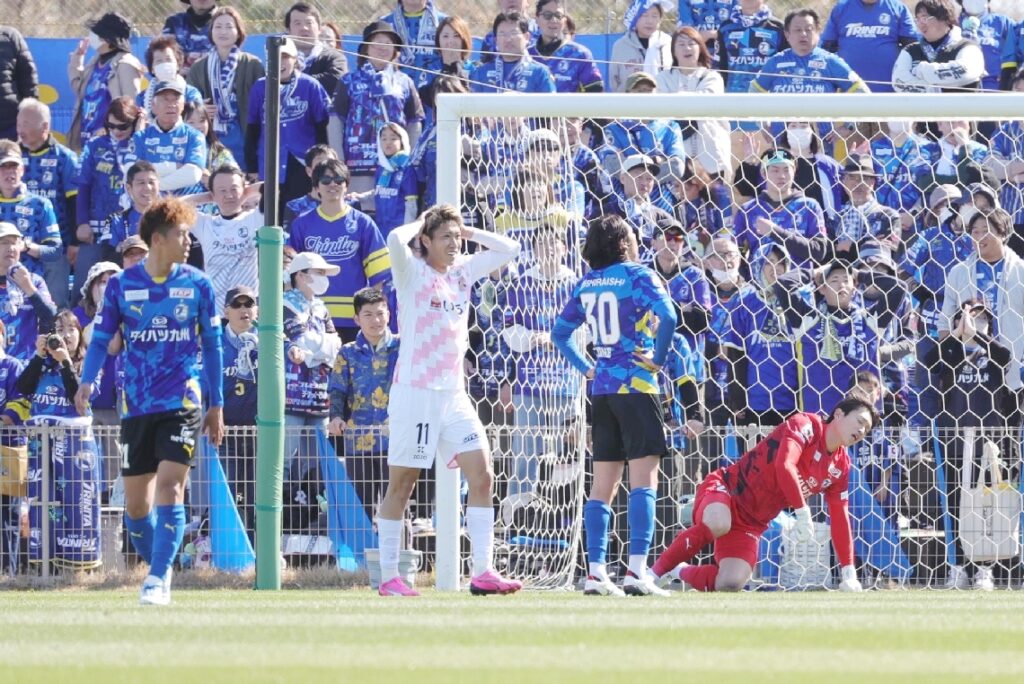 トリニータ、宮崎に０―１で敗れる　決定力不足が浮き彫りに - 大分のニュースなら 大分合同新聞プレミアムオンライン Gate