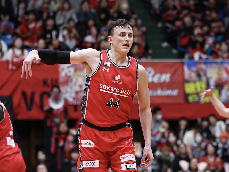 長崎ヴェルカが熊本ヴォルターズのミッチェル・ライトフットを登録期限最終日に獲得！アキル・ミッチェルの離脱を受けて補強を施行 | バスケットボール総合情報サイト バスケットカウント BASKET COUNT