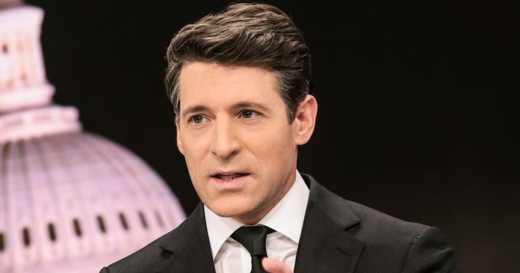 MAGA コード化された CBS アンカーの歴史的な視聴率が惨事で暴露される |新しい視聴率データは、同ネットワークの夕方のニュース番組が視聴者を維持するのに苦労していることを示している。