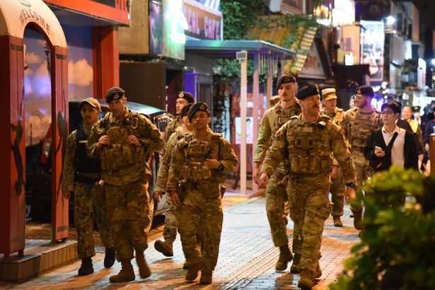 日米合同巡回 緩やかに 沖縄市 店から実施疑問視も