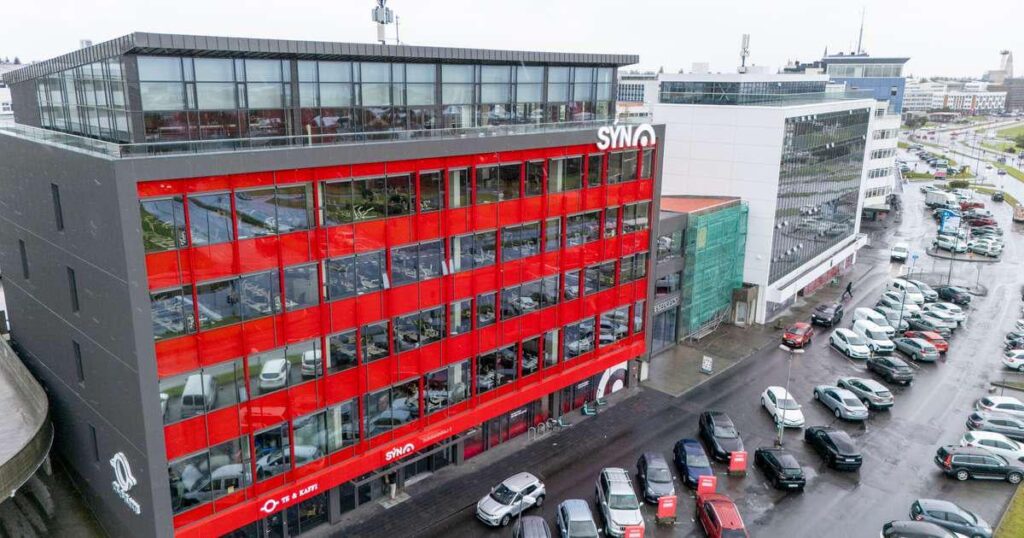 Síminn は Vísi、Bylgjuni、その他のメディアの買収に取り組んでいます - RÚV.is