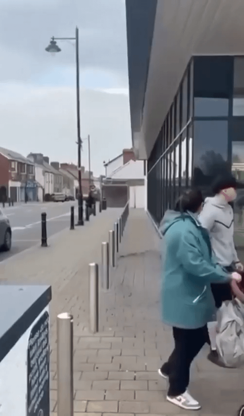 間違った場所、間違った時間