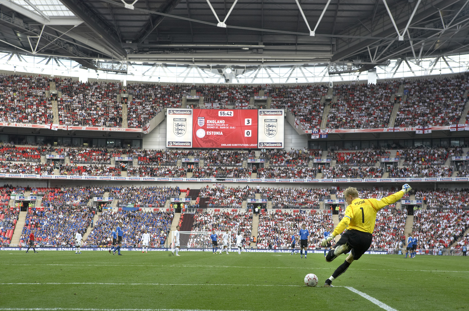 〈ウェンブリー・スタジアム(Wembley Stadium)〉〈ウェンブリー・スタジアム(Wembley Stadium)〉