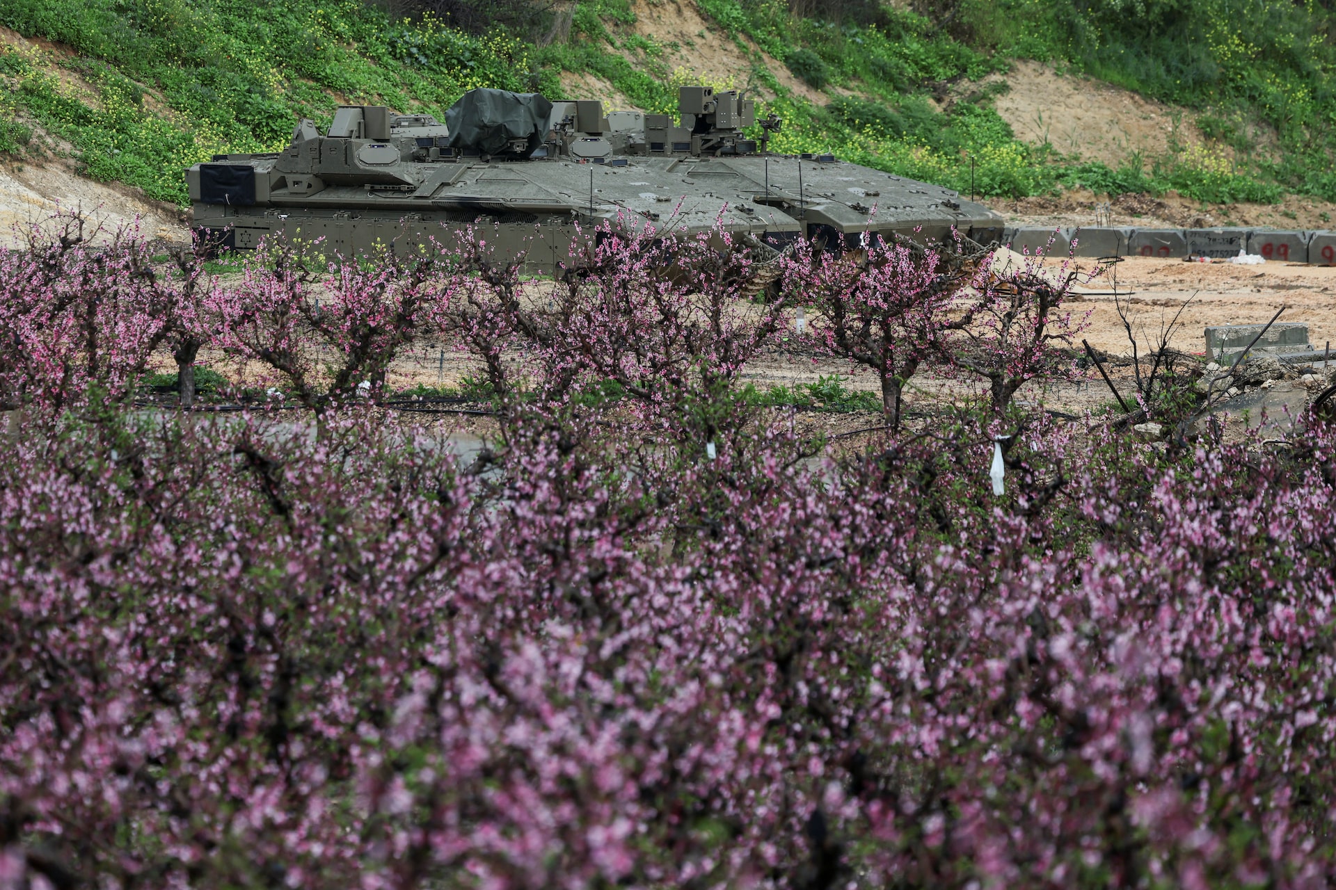 レバノン地上戦、イスラエル民間人初の死者　自軍の誤射