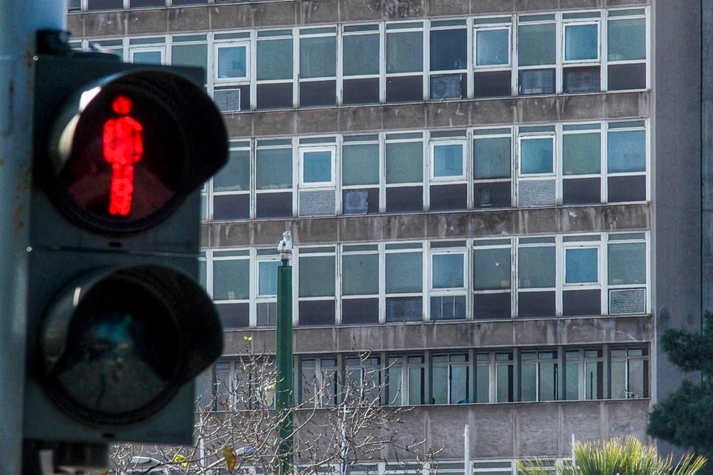 イラン情勢の緊張によりギリシャに「赤」警報 - テロ対策とEYPが空港、大使館、アメリカとイスラエルの関心のある企業を総動員し、警察の治安部隊を強化し、パトロールをより頻繁に実施