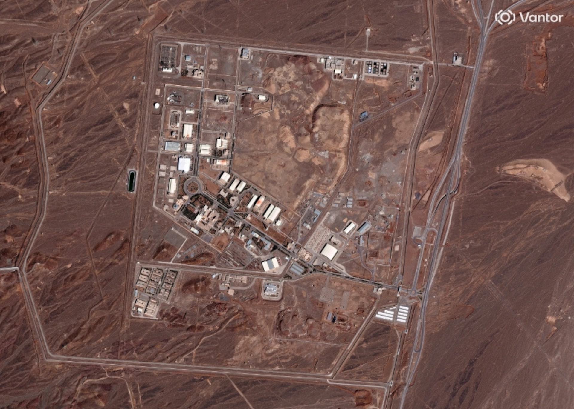 イラン核施設が損傷、衛星画像で確認　米・イスラエルの攻撃開始後