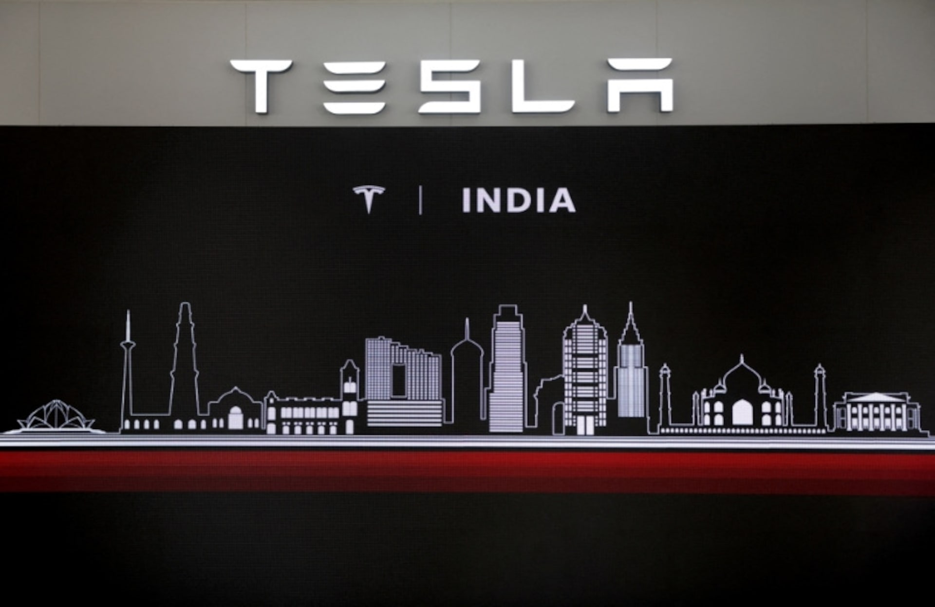 テスラ、インドでエネルギー貯蔵事業に参入へ　現地財閥と競合