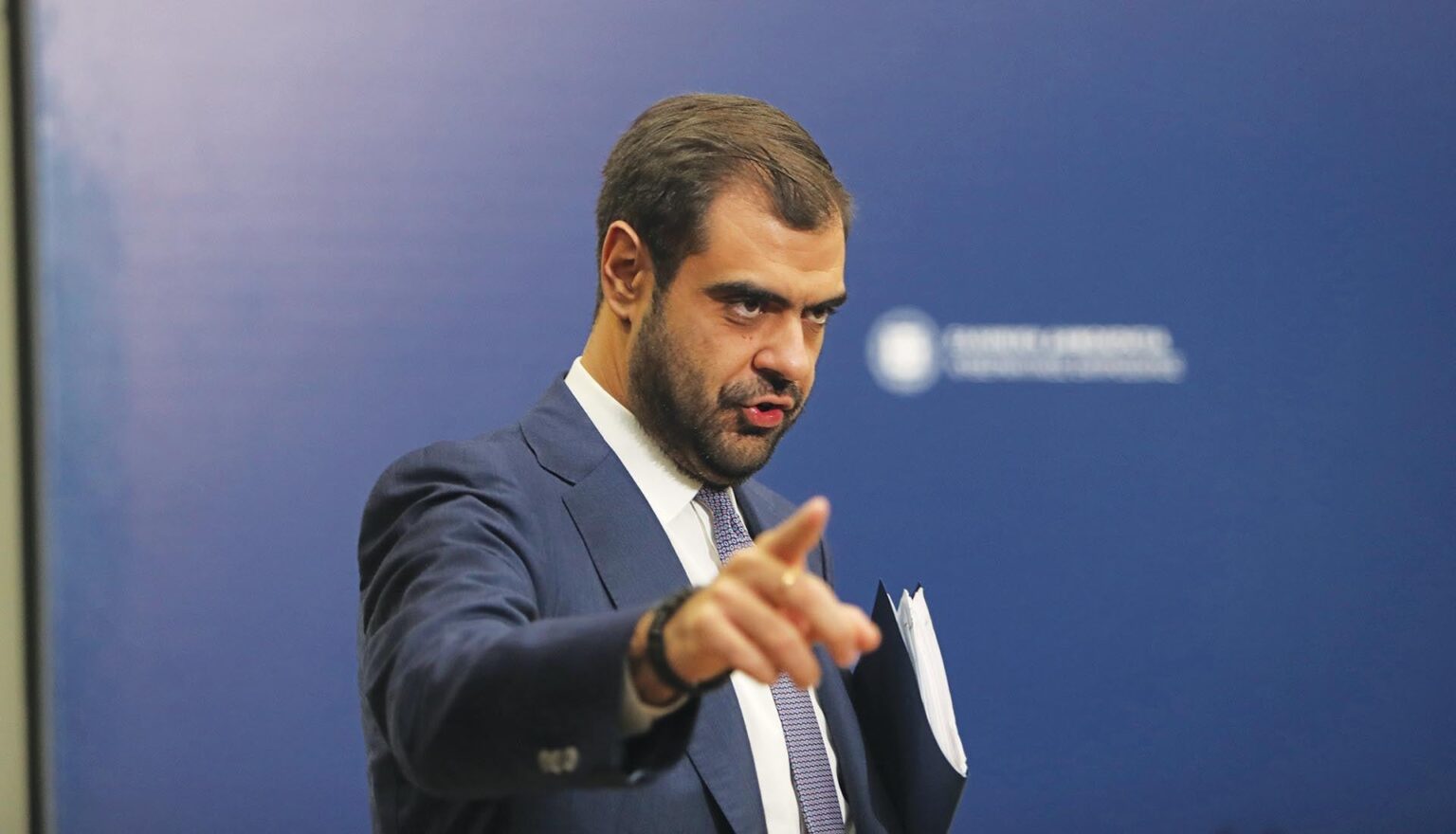 彼らは荒らしを洗い流すために 180,046 ユーロを注ぎ込みました。