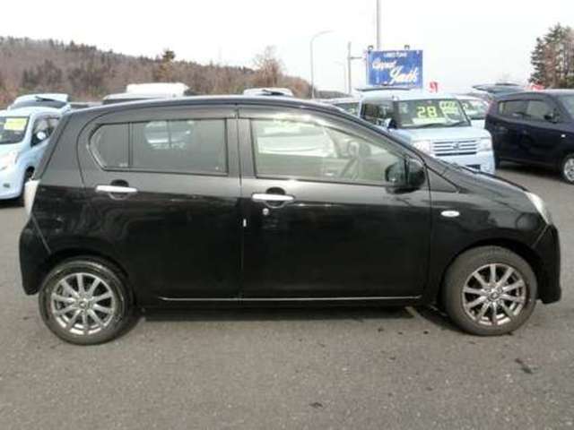 ダイハツ ミライース 660 Xf 4WD 衝突安全ボディ CVT アイドリングストッ 山形県の詳細画像 その5