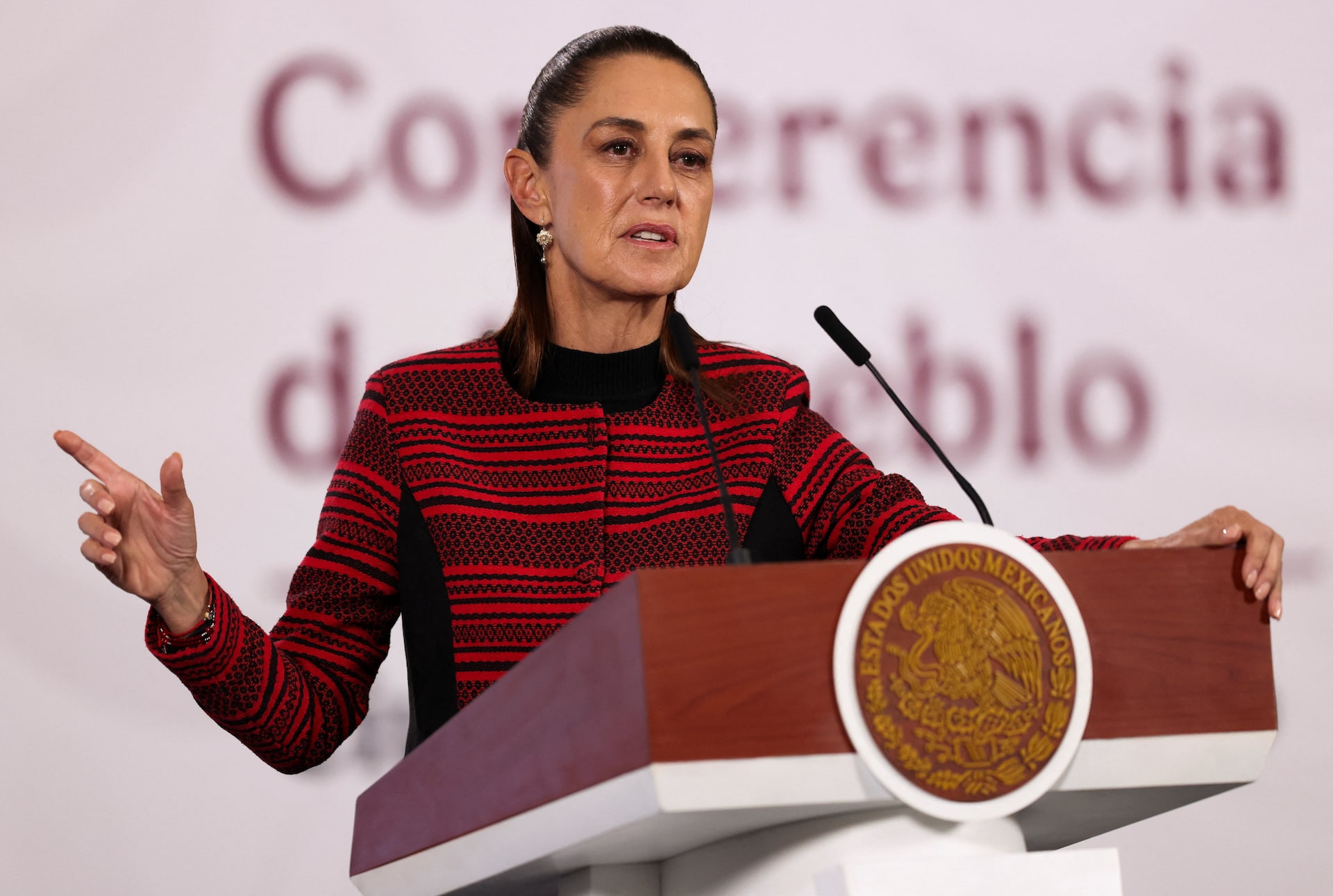 シャインバウム大統領、メキシコのキューバへの石油供給権を擁護