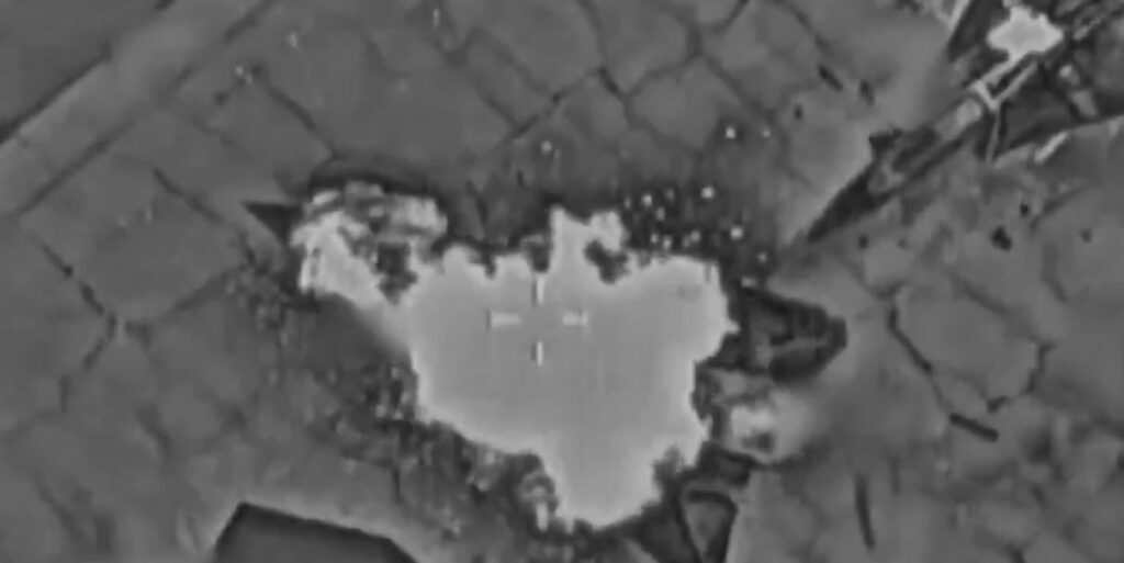 アメリカ：彼らはイラン航空機の代わりにおとりを爆撃した（ビデオ）