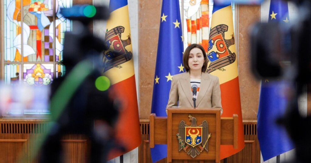 マイア・サンドゥ、ベッサラビアとルーマニアの連合の日のメッセージ：「たとえ時代が私たちを隔てたとしても、ルーマニアは私たちの近くにあります」