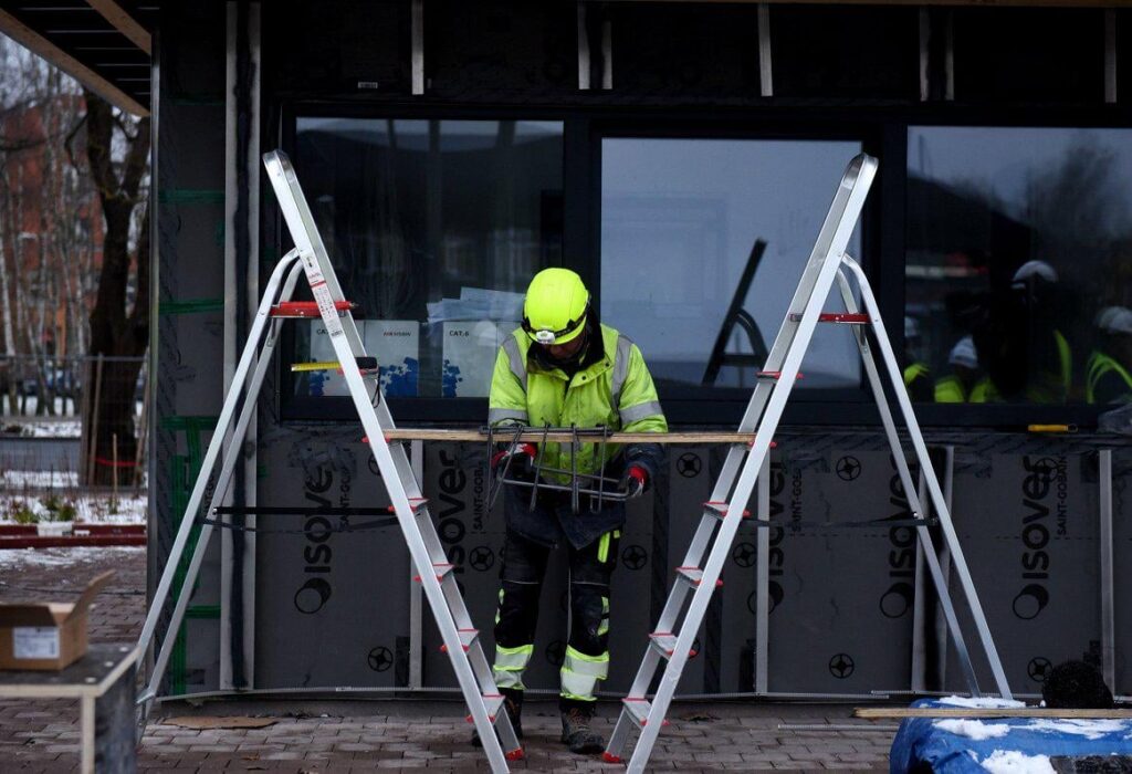 従業員の財布に穴を開けるZZS