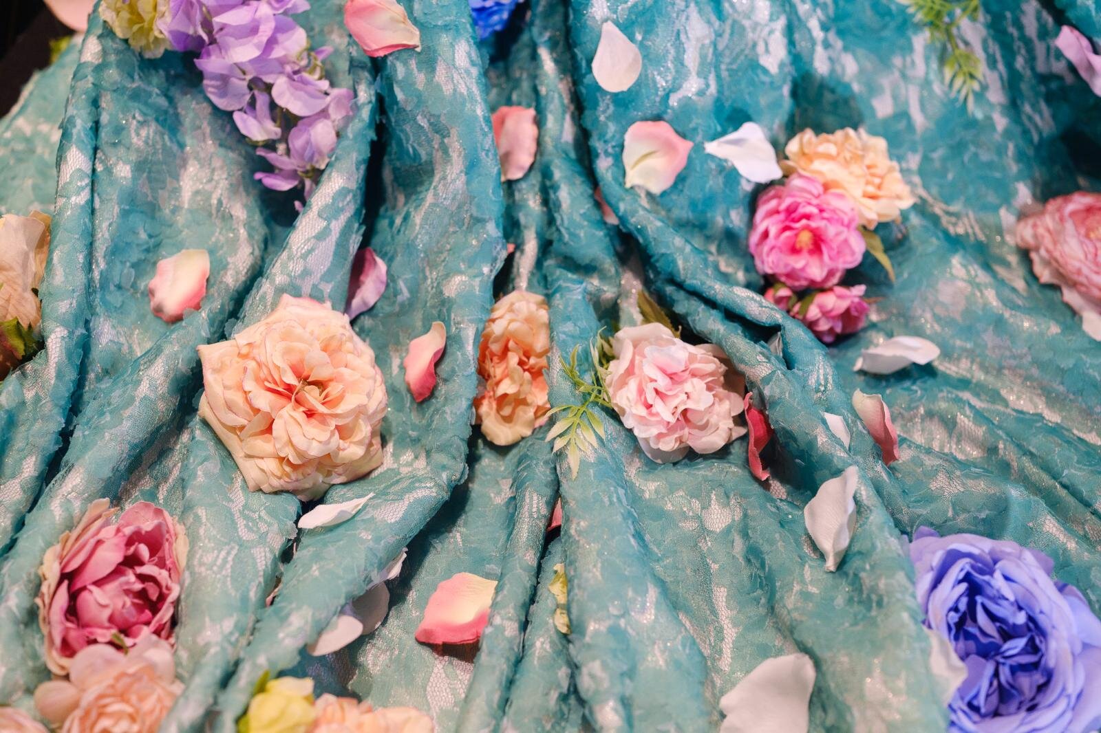 Mrs. GREEN APPLE“体験型”大規模展覧会が大阪で、初公開ステージ衣装やコラボメニュー｜写真13