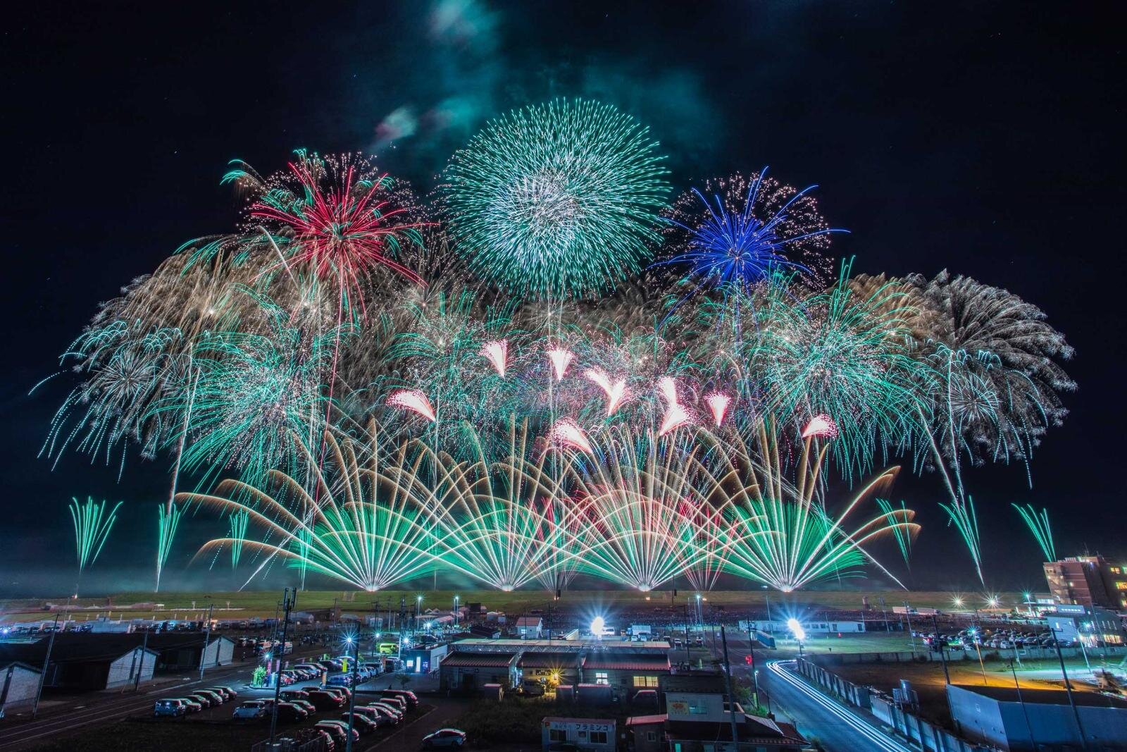 スカイオーケストラ — 日本最高峰の花火集団による超演舞 —