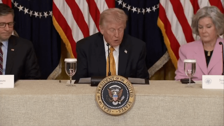 アストトール・マグヌッソンも、1年前に9/11を目撃したといつも言っていたではないか？老人たちが9/11を予期しているというのはどういうことだろうか？