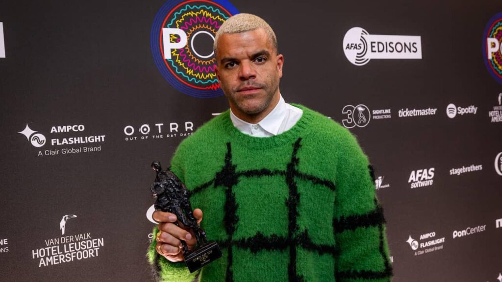 セフは、ガザに関する声明は解放記念日を拒否する理由になると考えている。