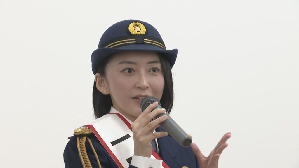 三重県出身の俳優・松島史奈さんが一日警察署長に 自転車の交通ルール順守などを呼びかけ 尾鷲警察署(2026年3月3日掲載)|中京テレビNEWS NNN 共有
