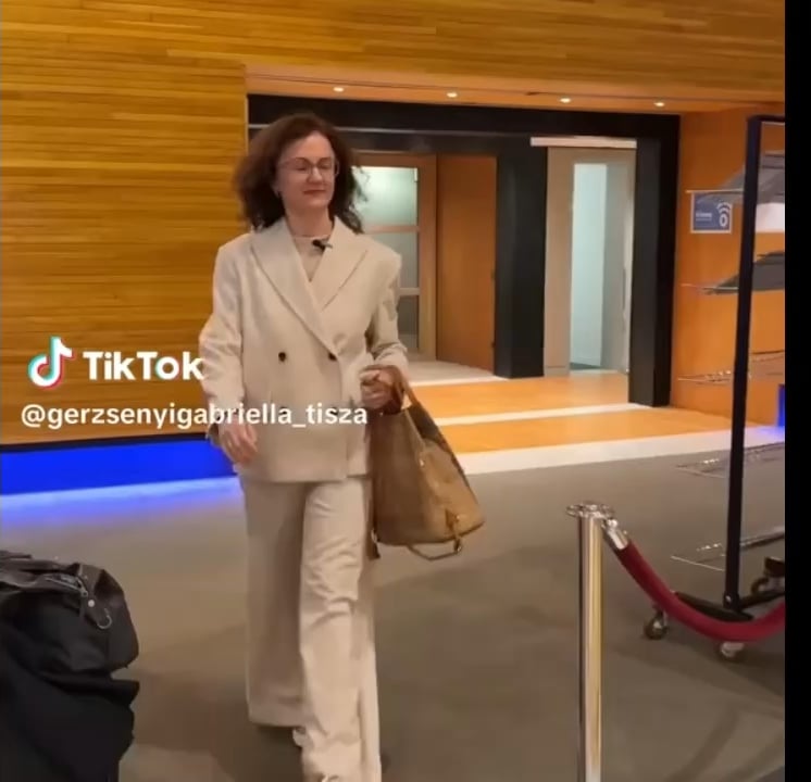 プロパガンダは賢明な方法で心に響きました 👏🏻