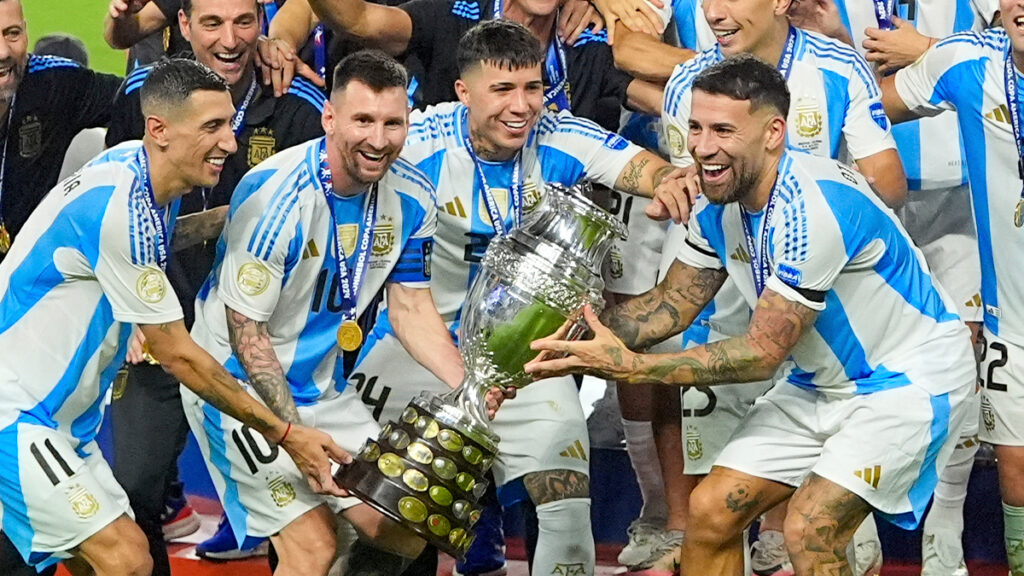 中止になったアルゼンチン対スペイン、代替案を受け入れなかったのは？ | Football Tribe Japan